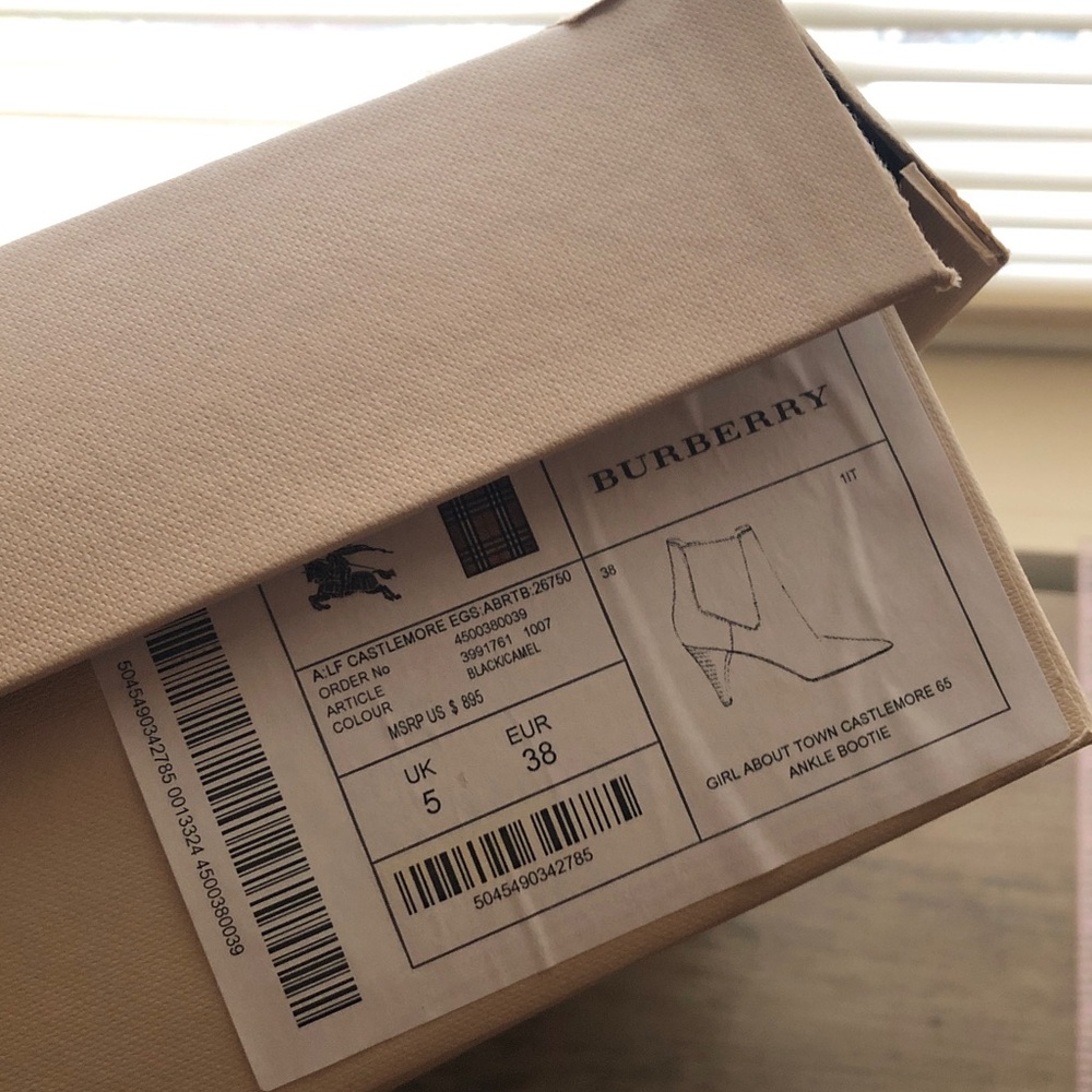 NWT Burberry Castlemore Animal Print Ankle Booties size 38 - Picture 11 of 13